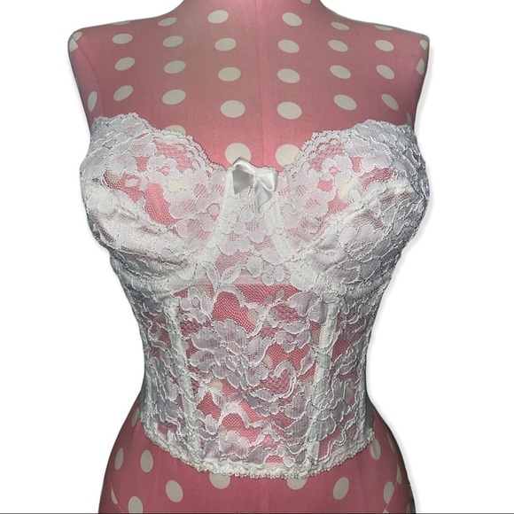 Vintage 90’s Victoria’s Secret ivy lace bustier - Picture 1 of 6